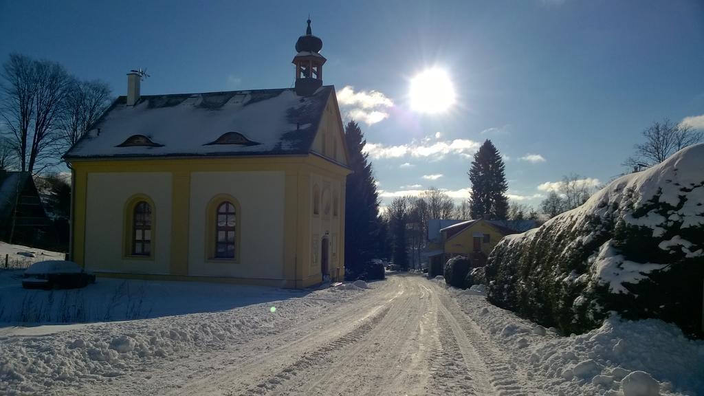 Penzion Pod Zvonem Hynčice pod Sušinou Bagian luar foto